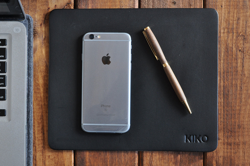 Black Kiko Leather Mouse Pad
