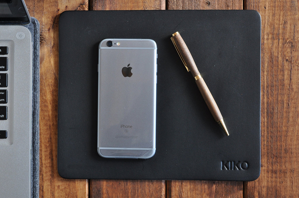 Black Kiko Leather Mouse Pad